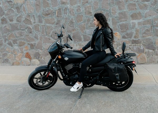 Wat zijn de juridische verplichtingen bij het verkopen van een tweedehands auto?